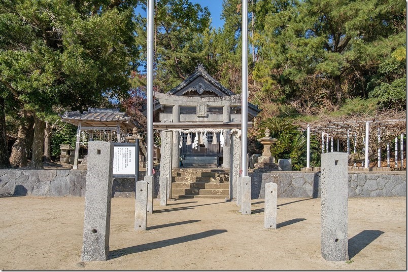 今津津舟崎 白山神社の本殿前