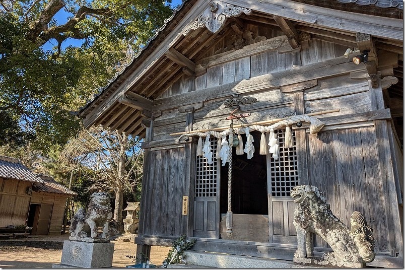 今津津舟崎 白山神社の本殿