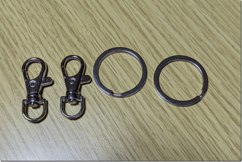 手作りのリードとハーネスのパーツ 金具