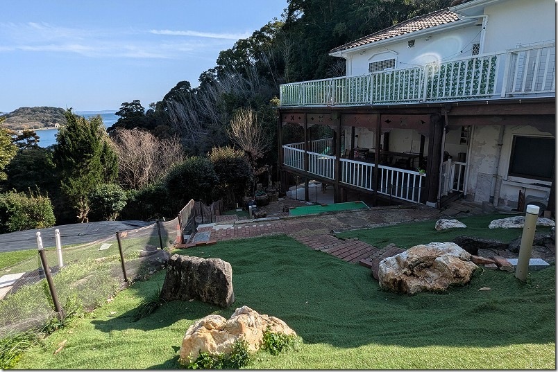 KawanTanyanの宿のドッグラン 16時前の光のあたり具合